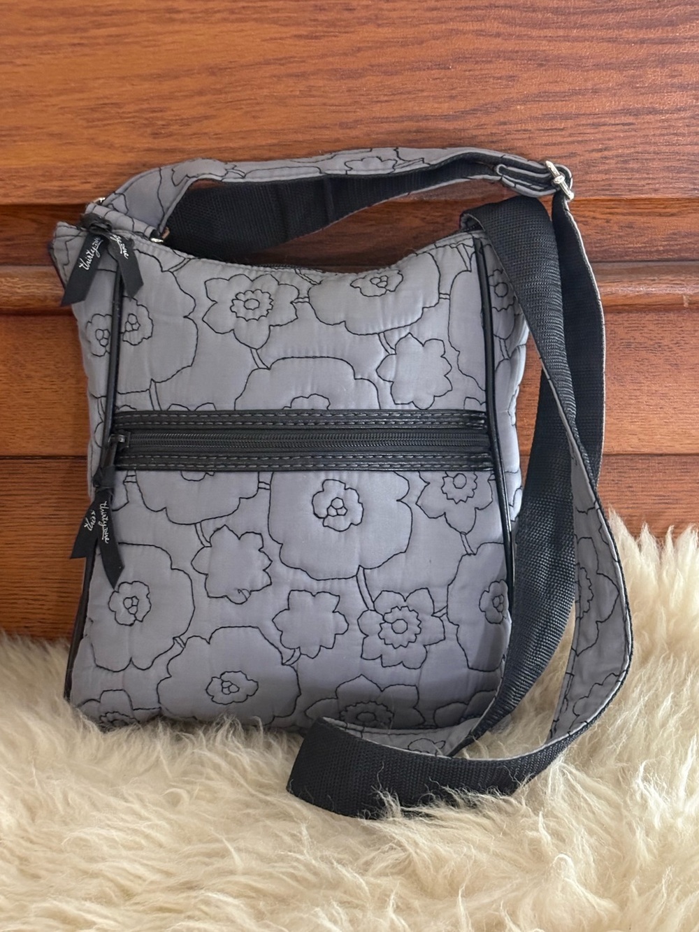 thirty-one Gray Quilted Floral Crossbody Bag